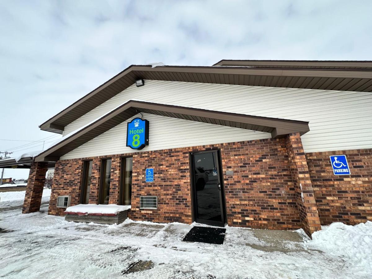 Hotel 8 Fergus Falls Екстер'єр фото